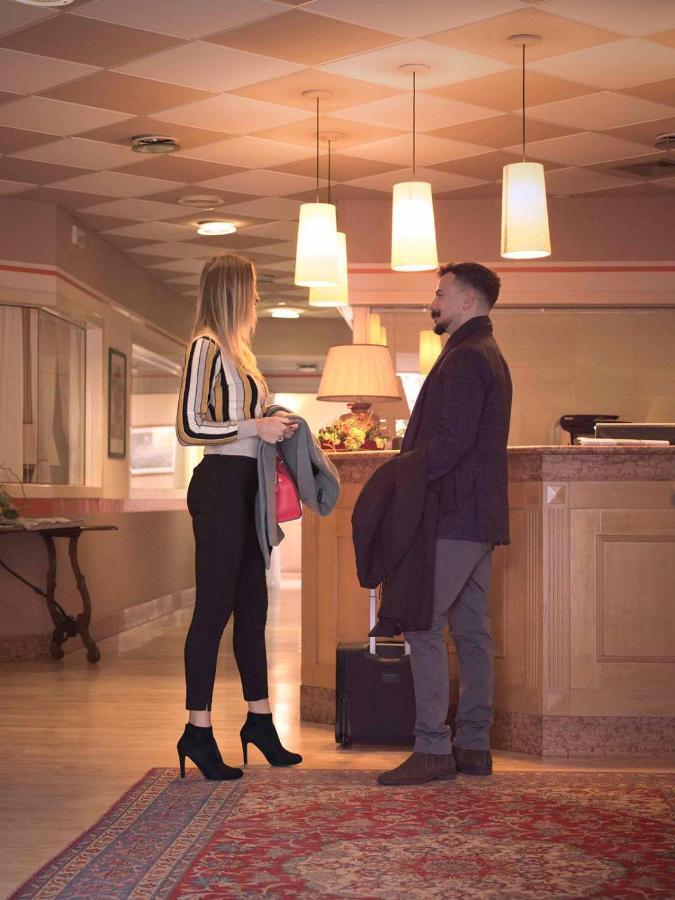 Hotel Clementi Саличе Терме Екстериор снимка