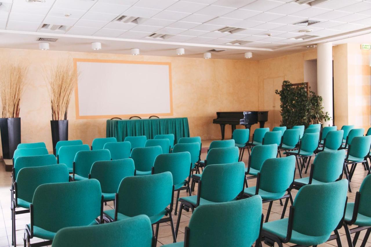 Hotel Clementi Саличе Терме Екстериор снимка