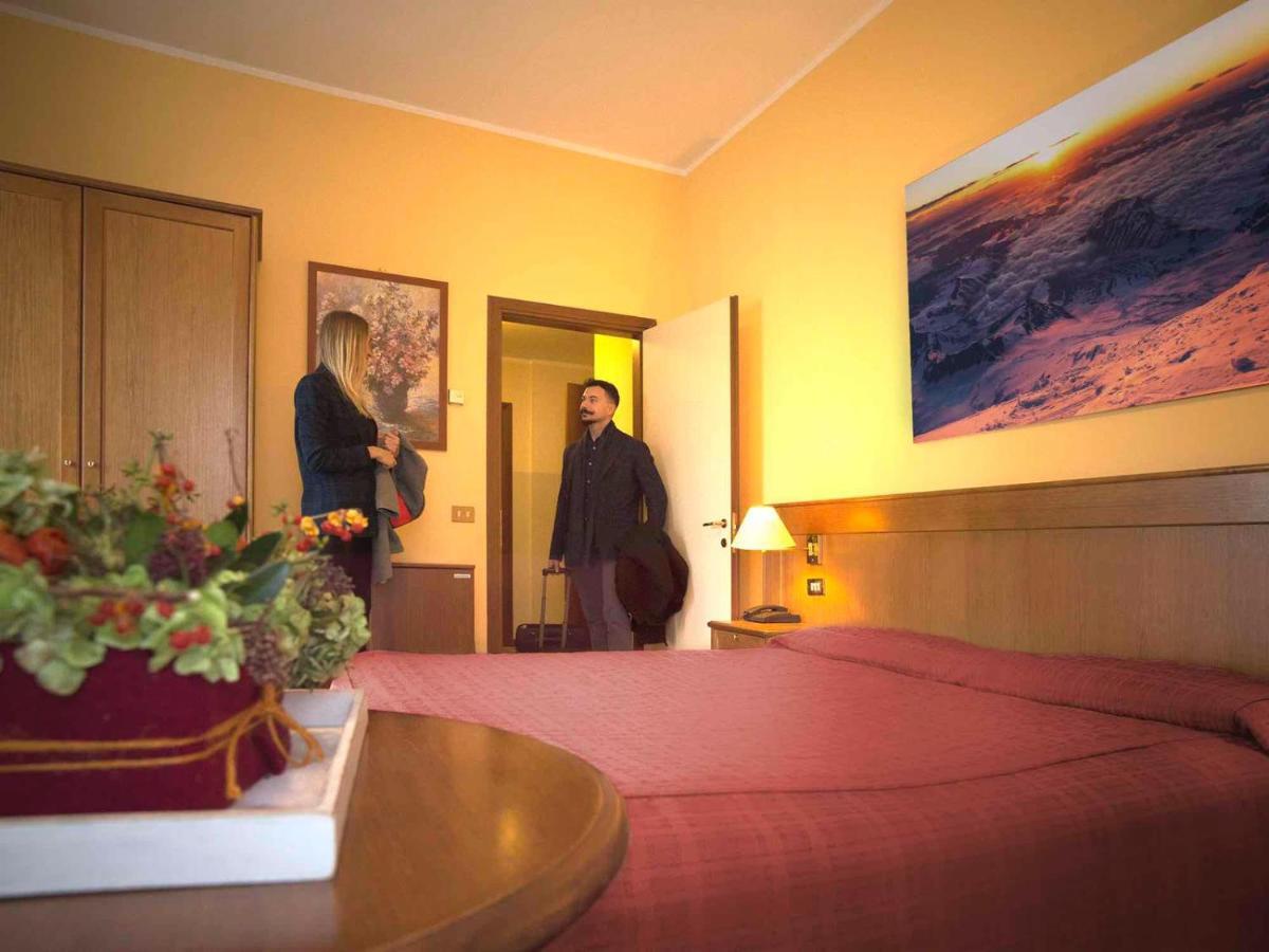Hotel Clementi Саличе Терме Екстериор снимка